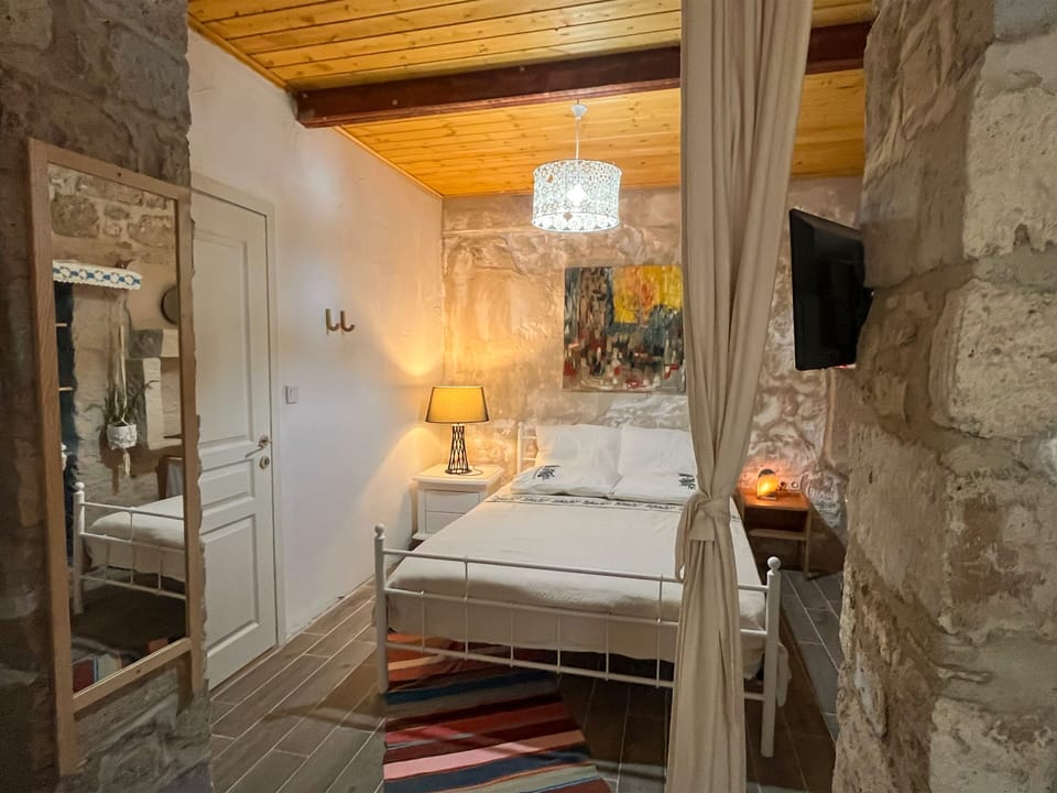 Family Triple Room | Premium bedding, free minibar, iron/ironing board, free WiFi