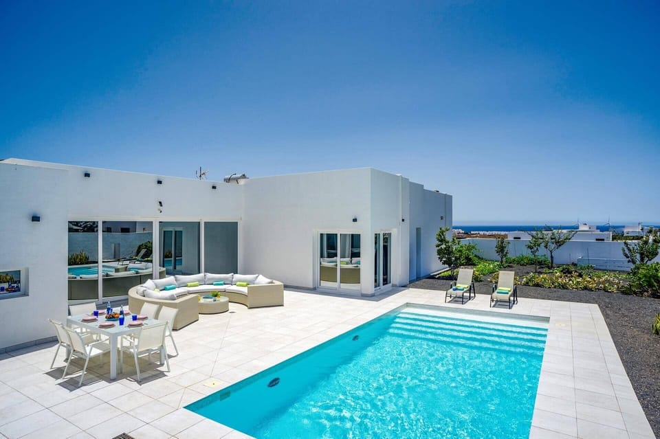 Villa Bolboreta image