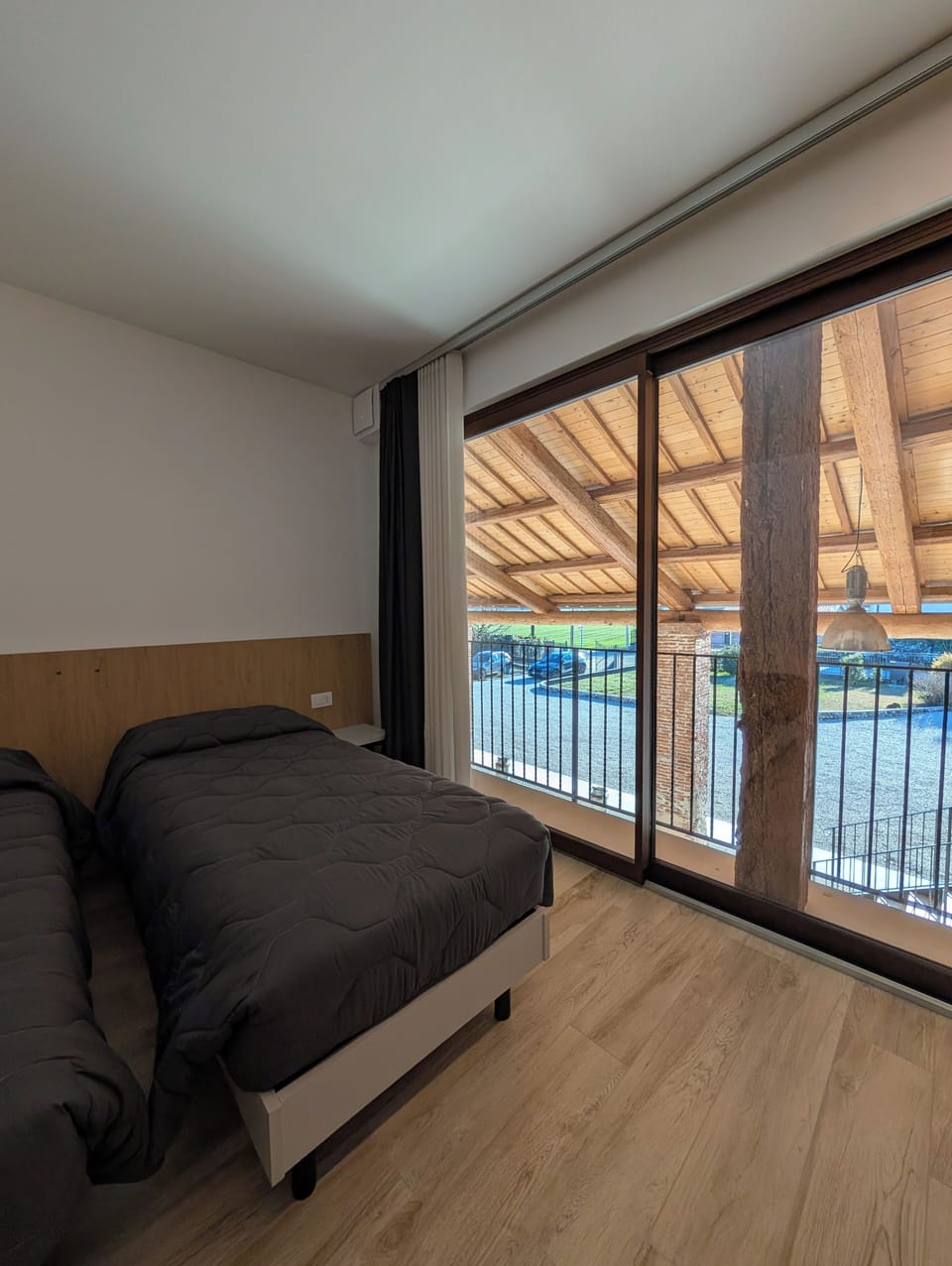 Comfort Double or Twin Room, Non Smoking | Free minibar, desk, laptop workspace, soundproofing