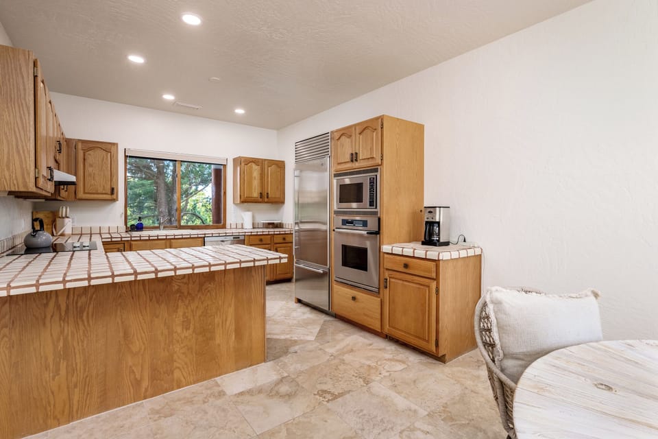 Full kitchen with modern appliances