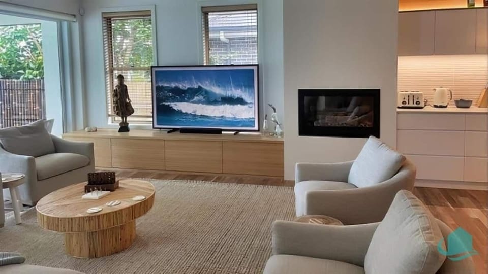 Lounge room