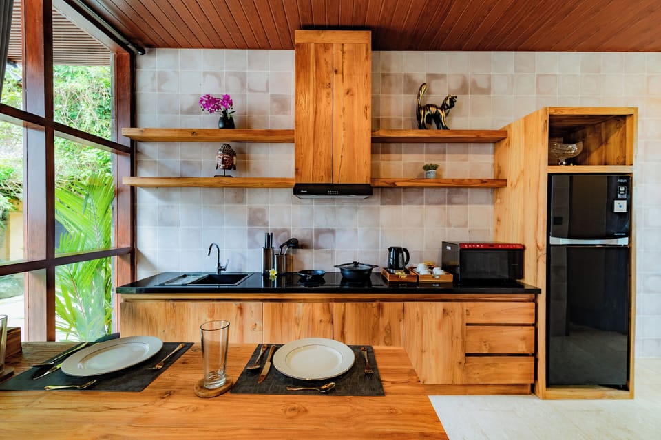 Family Villa, 2 Bedrooms, Balcony | Private kitchen