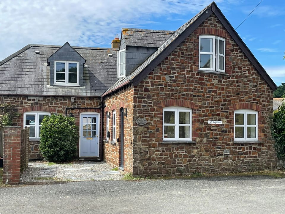 Free parking in drive with EV charger. Additional on street parking.