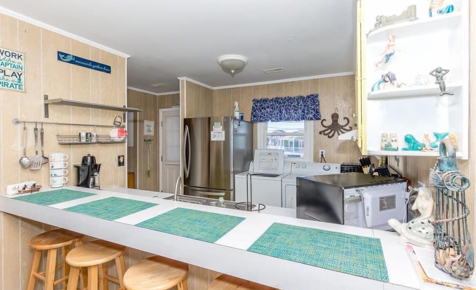 Kitchen with Bar Seating