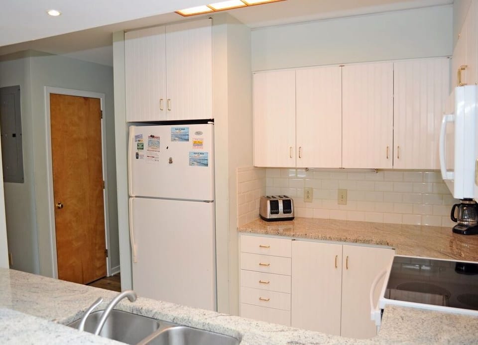 Kitchen II