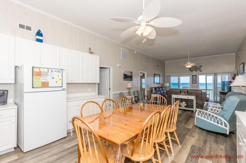 Kitchen & Dining Area II