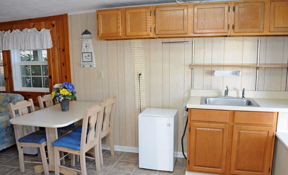 Ground Level Kitchenette