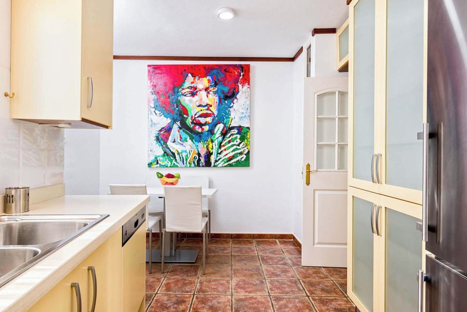 Family Apartment, City View | Private kitchen | Full-size fridge, microwave, oven, stovetop