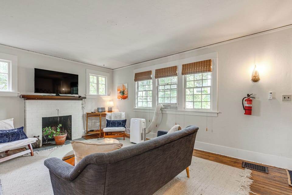 Cottage (2 Bedrooms) | Interior