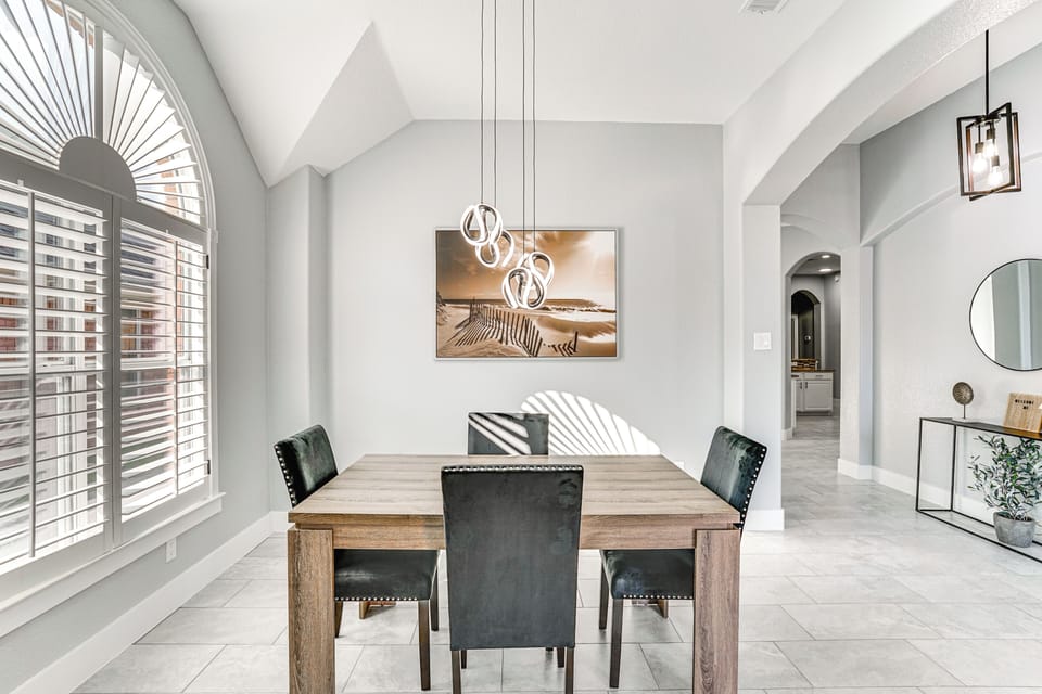 House (4 Bedrooms) | Interior