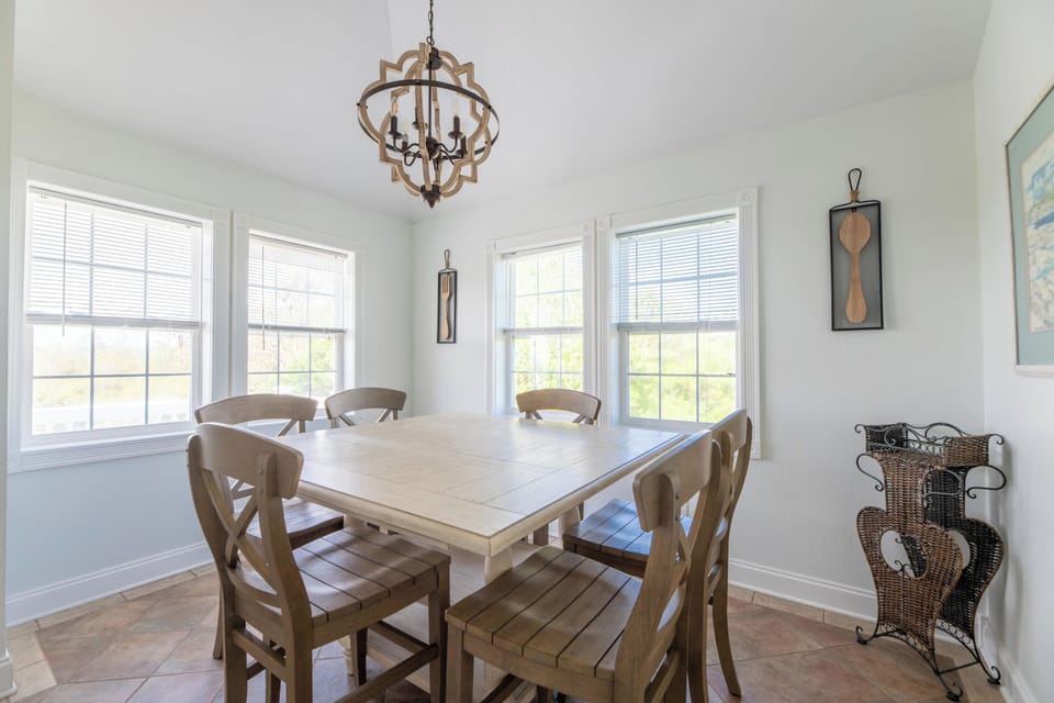 Breakfast Room