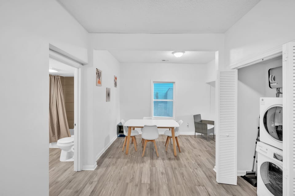 House, 4 Bedrooms | Interior