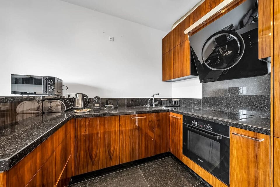 Fully equipped kitchen | Book Now with RENTUJEMY.COM