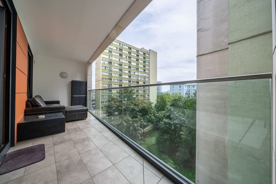 Balcony with City View | Book Now with RENTUJEMY.COM