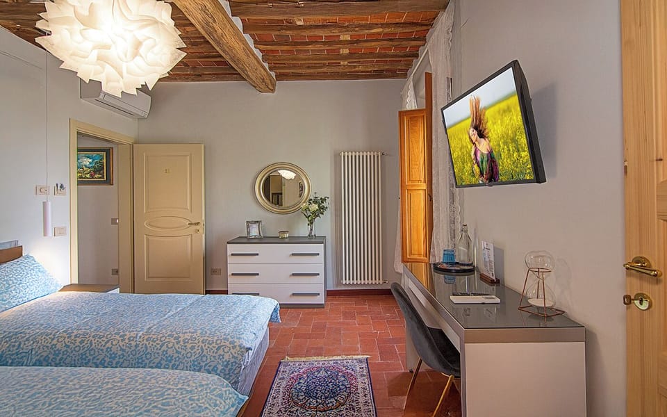Exclusive Double or Twin Room | Premium bedding, down comforters, desk, laptop workspace