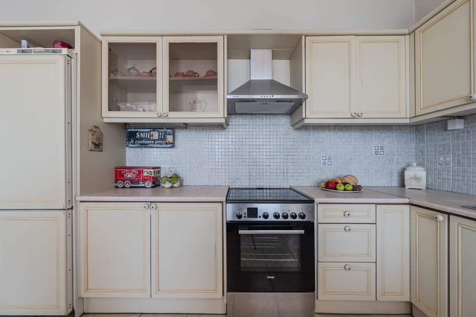 Gallery House,near beach,shared pool, South Crete, Kitchen