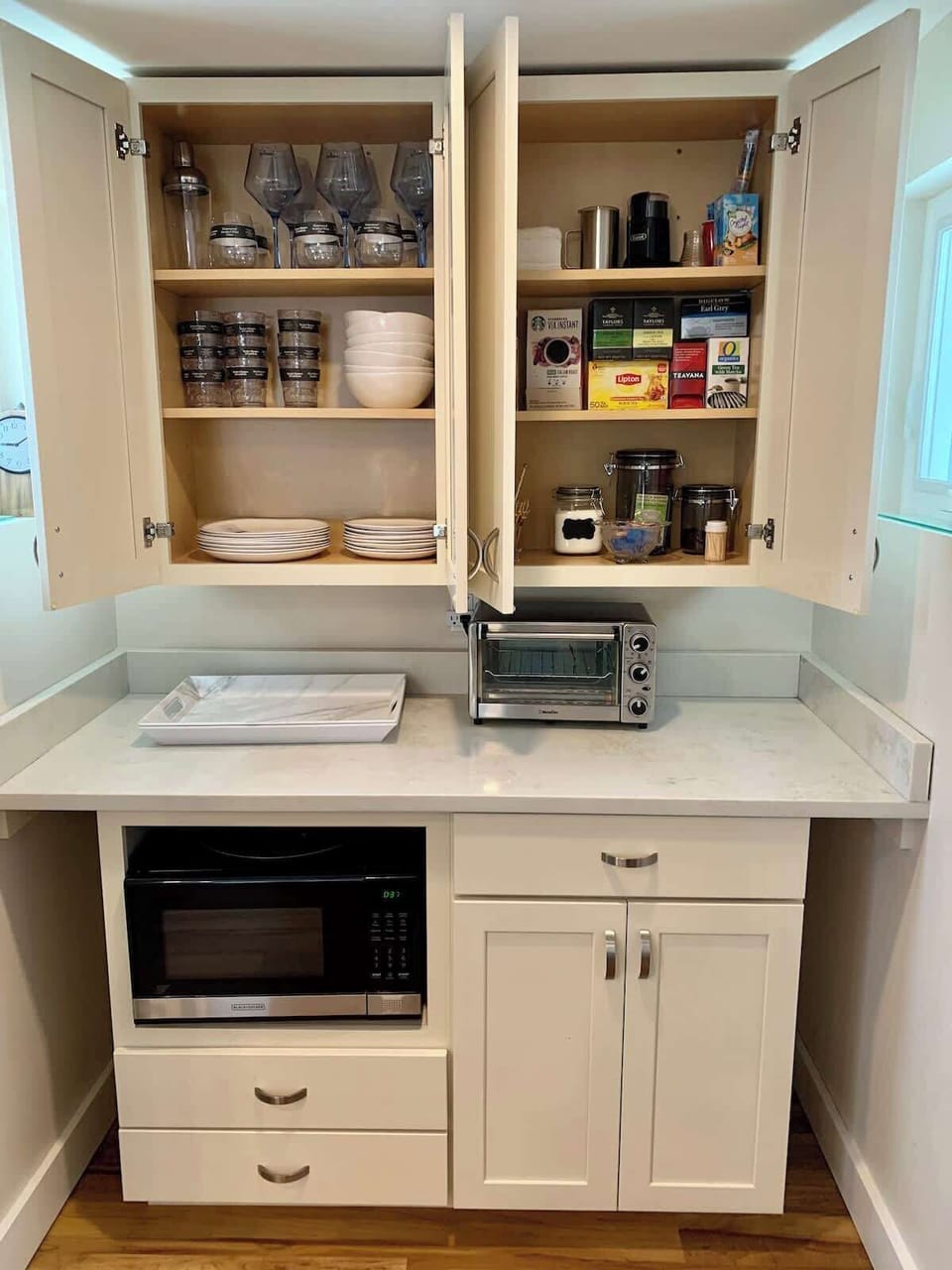 Fully equipped kitchen for cooking meals and gathering together