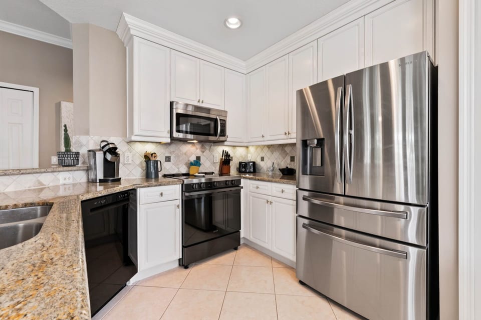 Large fridge perfect fir all your families needs while on vacation.