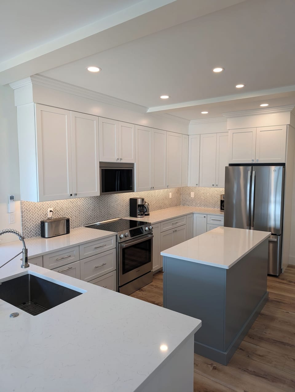 Plenty of space in the kitchen