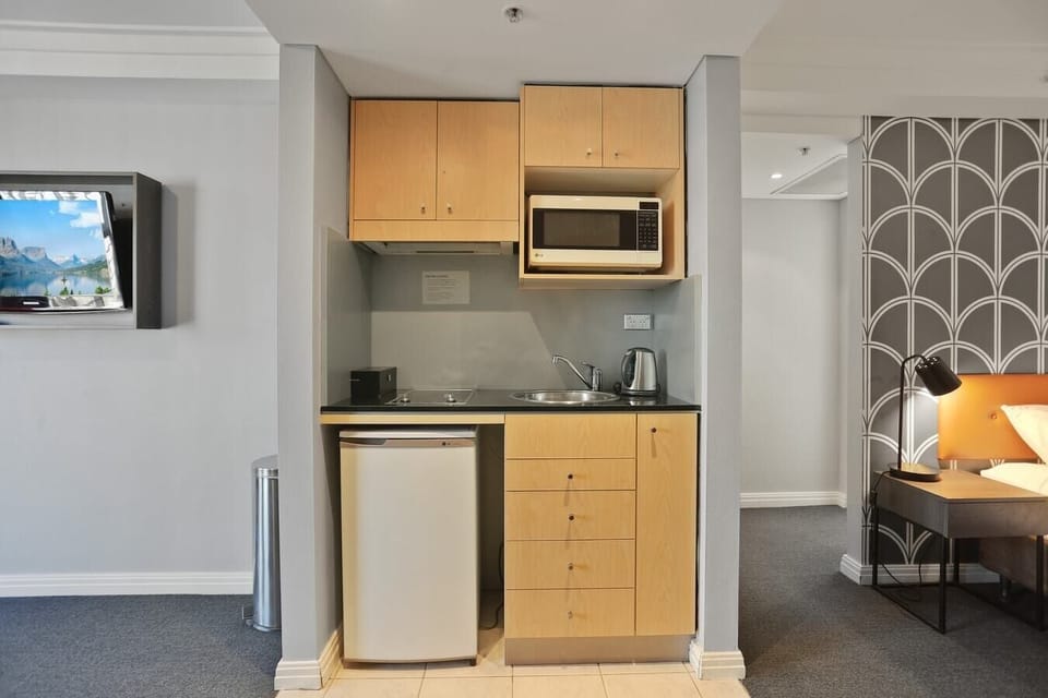 Functional kitchen for light cooking