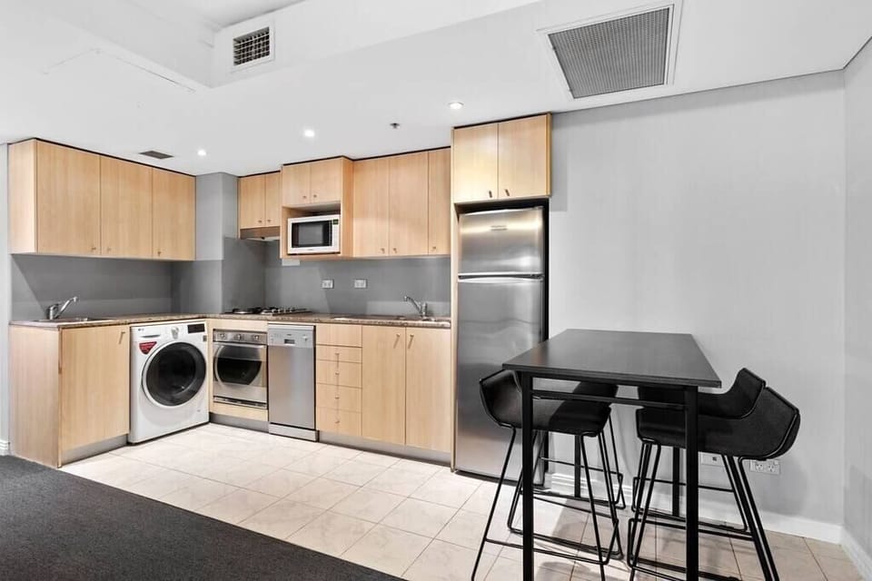 Gas Cook top with Internal Laundry Service