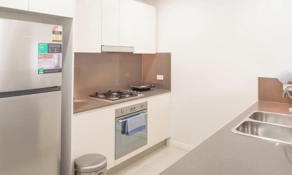A functional, narrow kitchen 