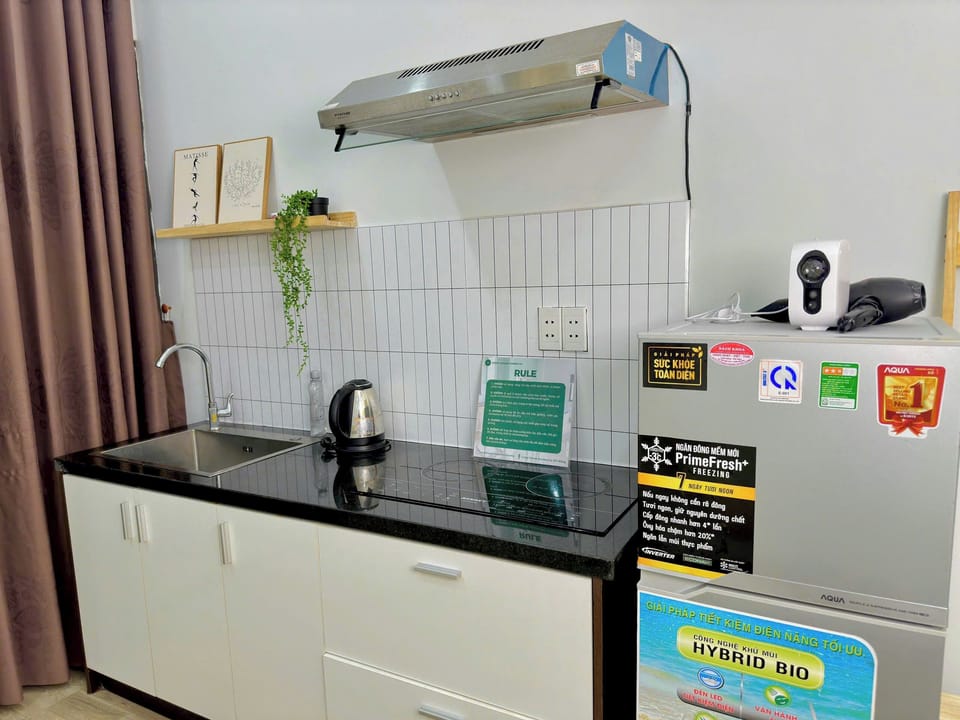 Superior Double Room | Private kitchenette | Fridge, stovetop