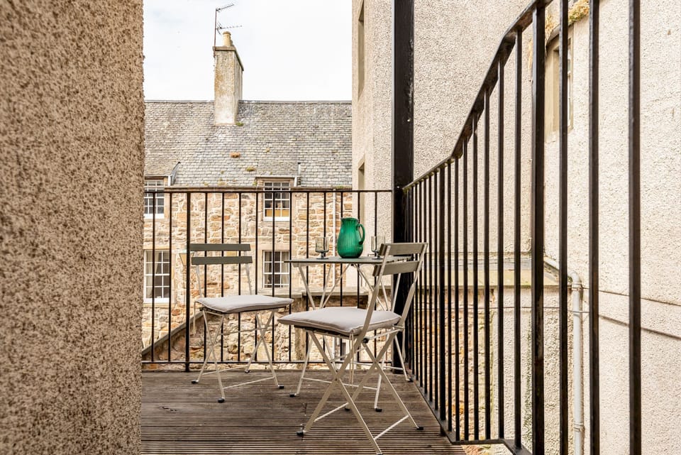 Private balcony at 8 Abbey Street offering a peaceful outdoor space