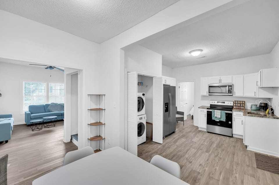 Indoors, Furniture, Living Room, Floor, Flooring