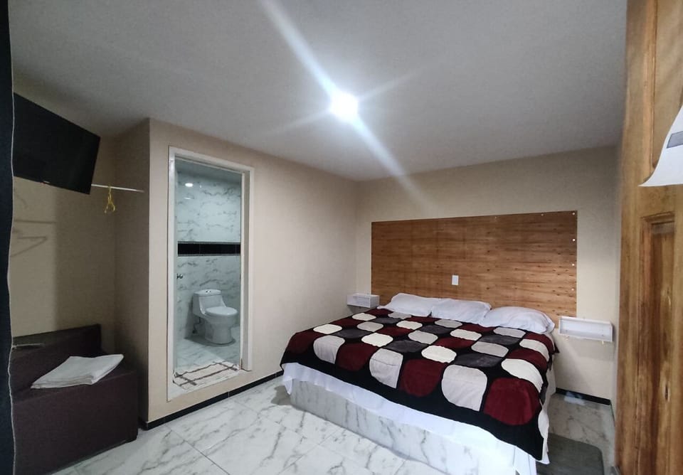 Classic Double or Twin Room | Laptop workspace, free WiFi