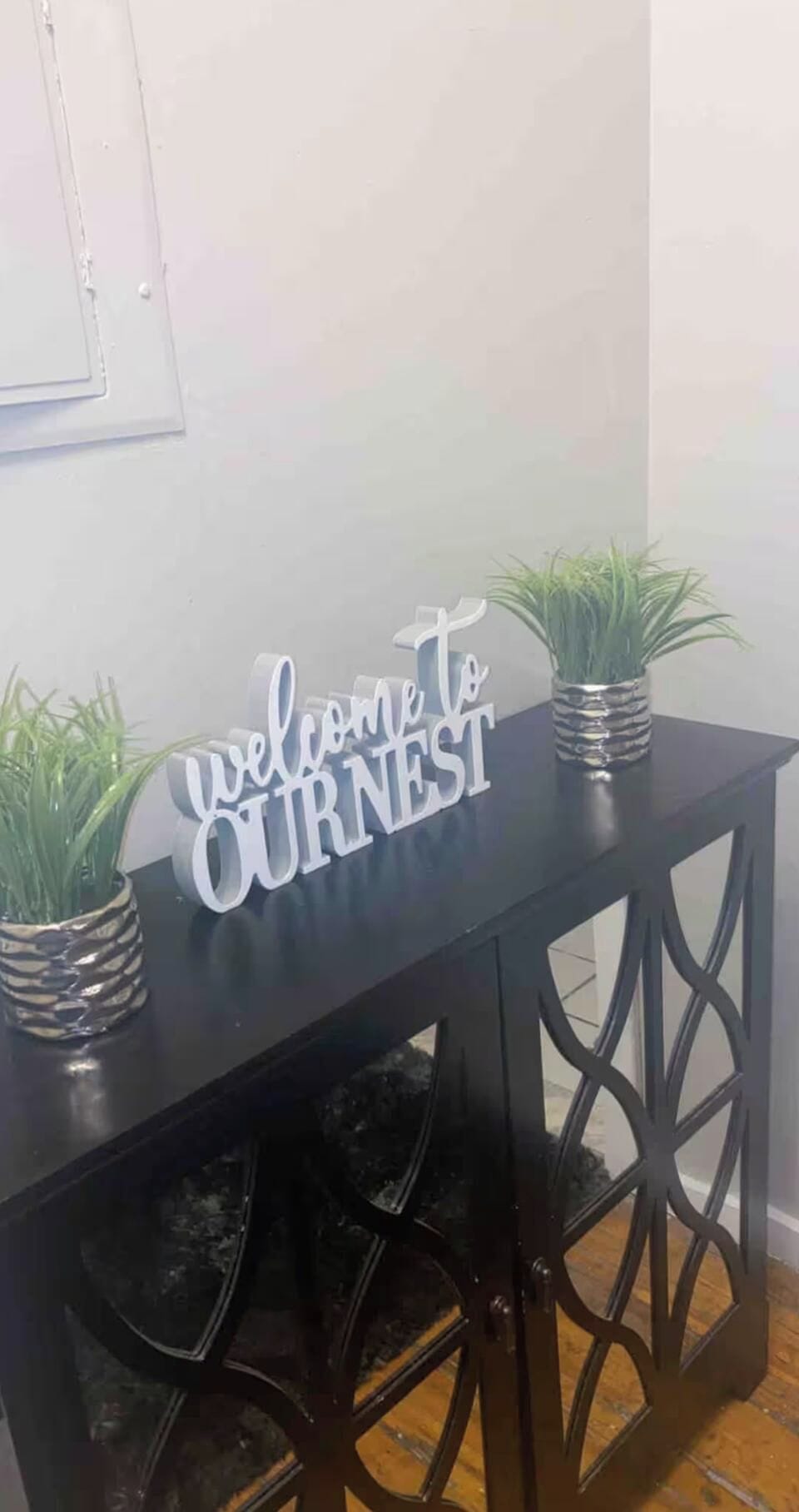 A warm welcome awaits you at your Detroit loft