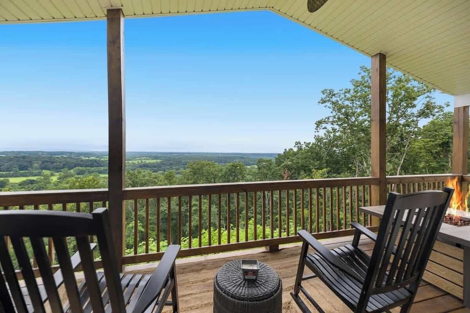 Daytime mountain view from the rocking chair porch