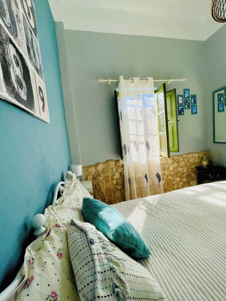 6 Bed House Sleeps 12 - Pool, Hot Tub, Fireplace House in Vinalopó Mitjà