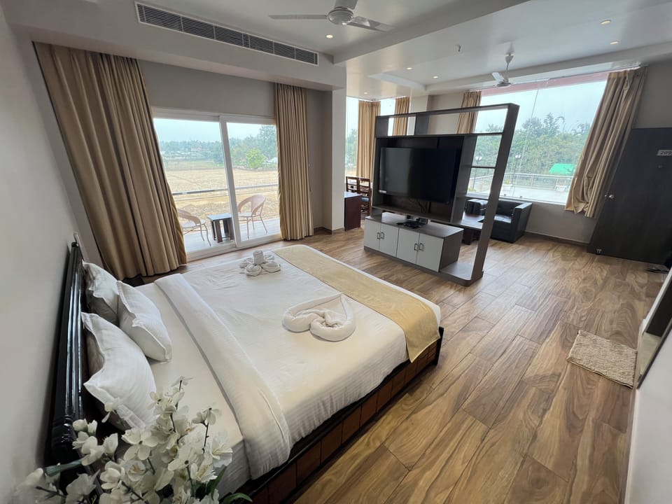 Brahmaputra Family suite | Desk, rollaway beds (surcharge), WiFi (free), bed sheets