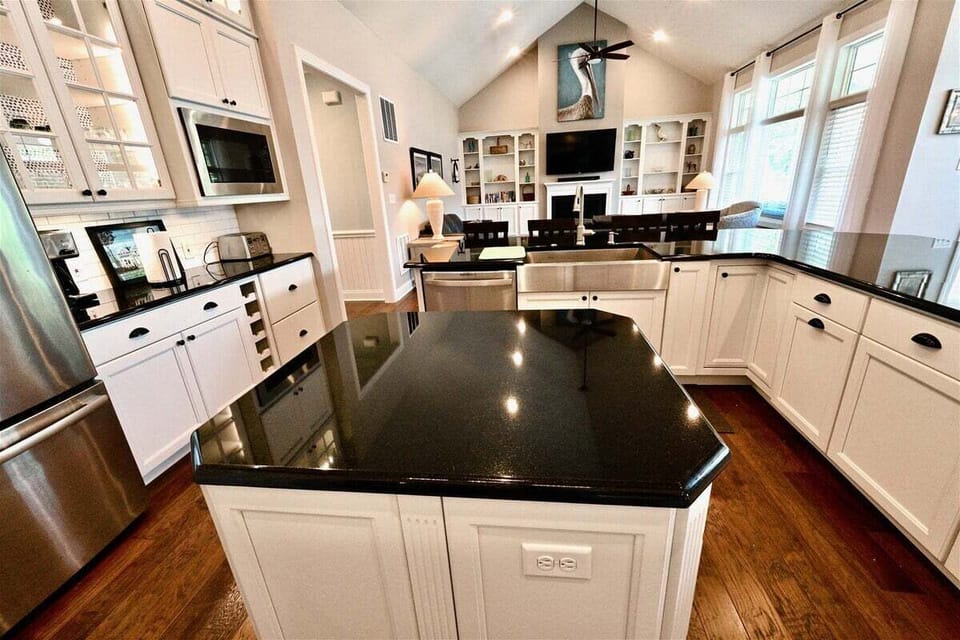 kitchen to living room