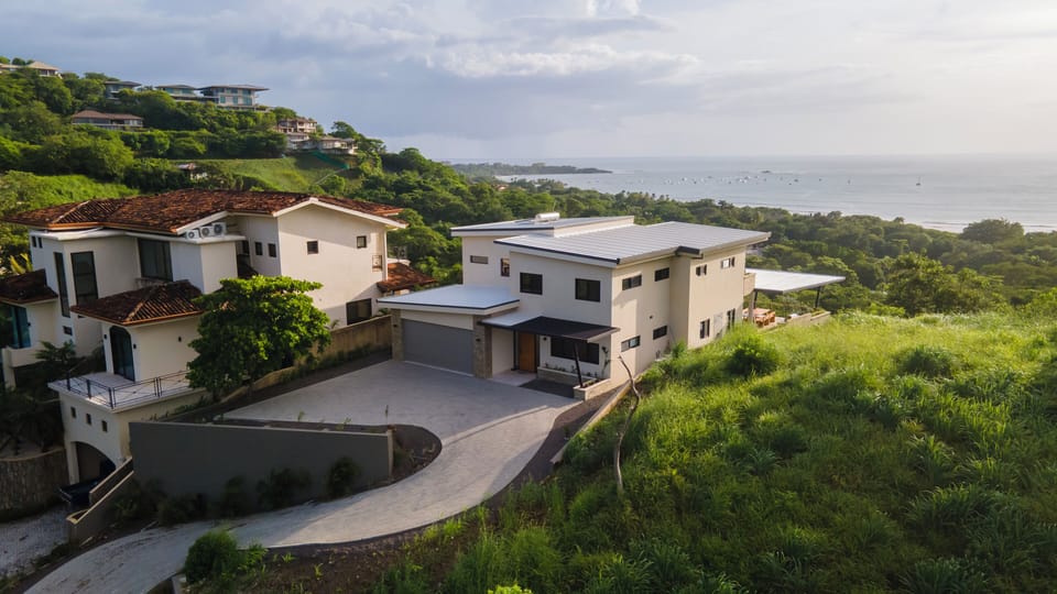 Unblocked ocean views from the house