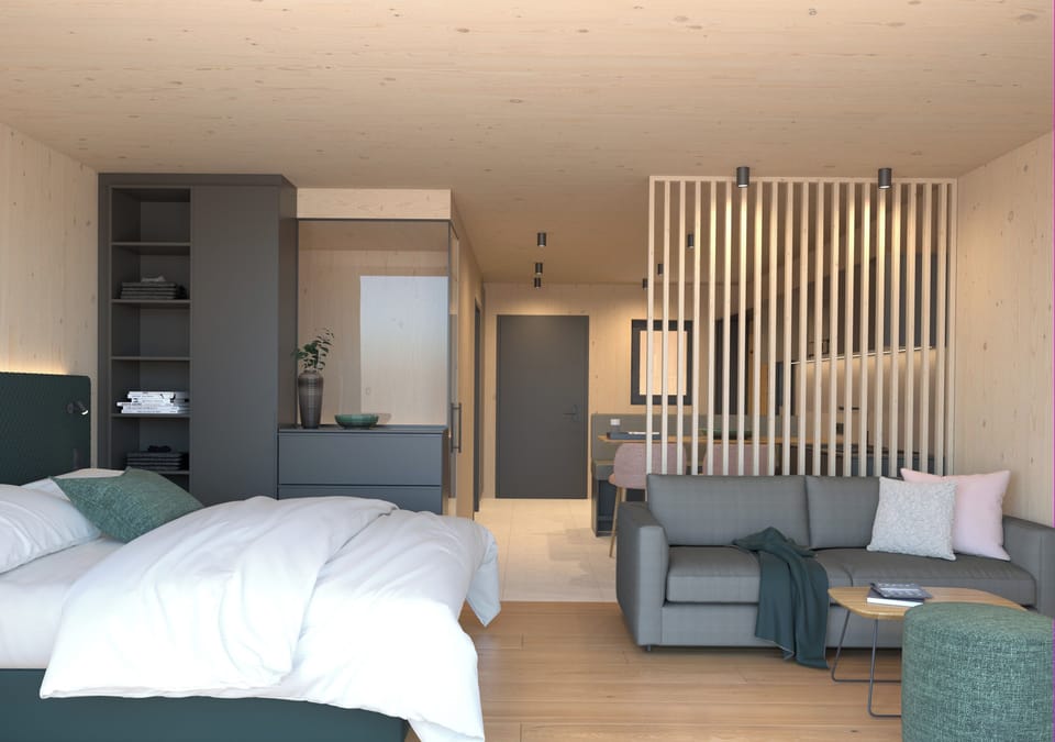 In-room safe, free WiFi, bed sheets