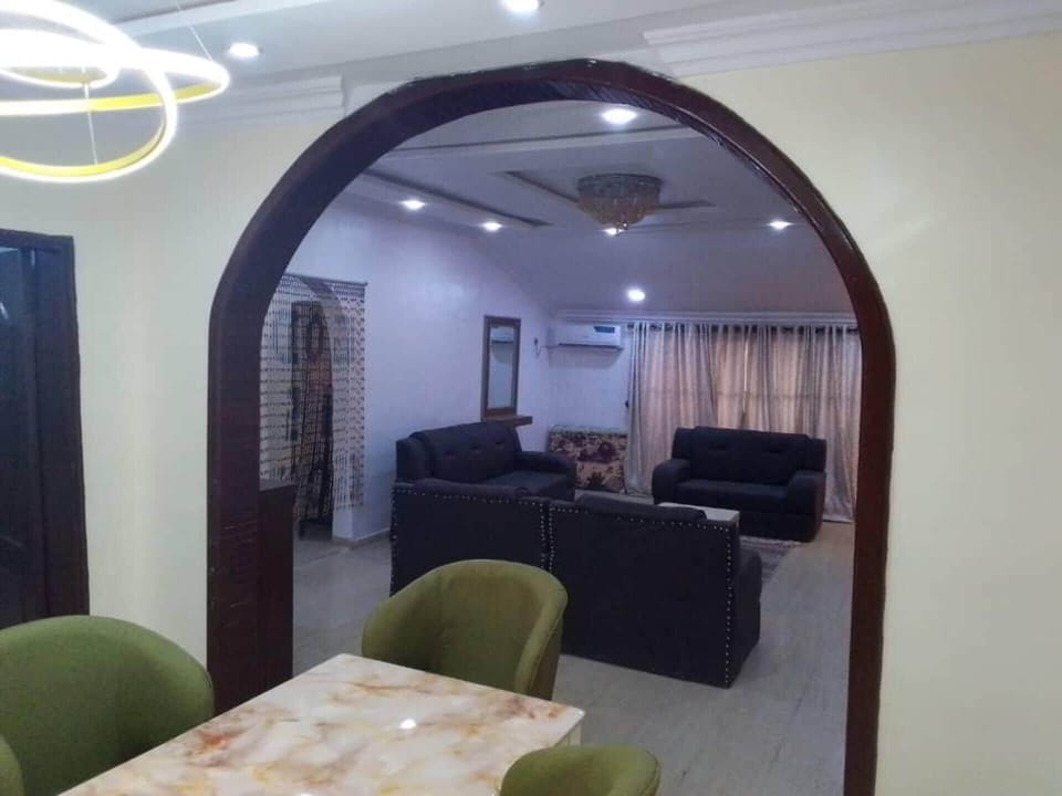 Apartment | Dining