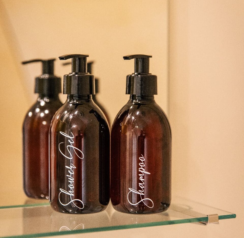 Bathroom amenities