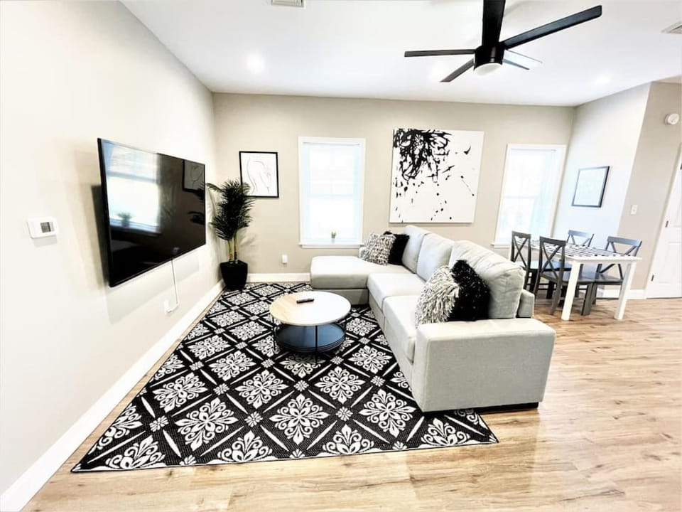 House | 1 bedroom