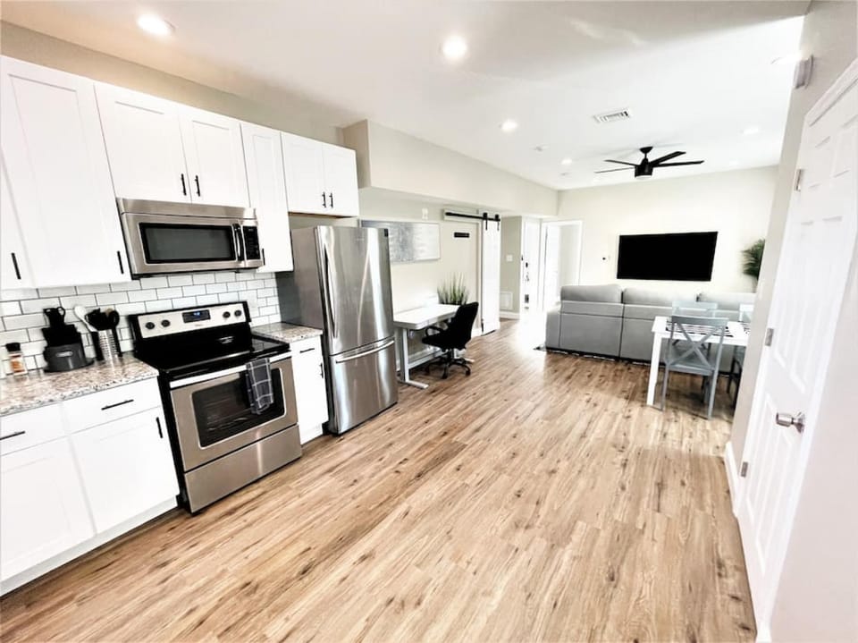 House | 1 bedroom