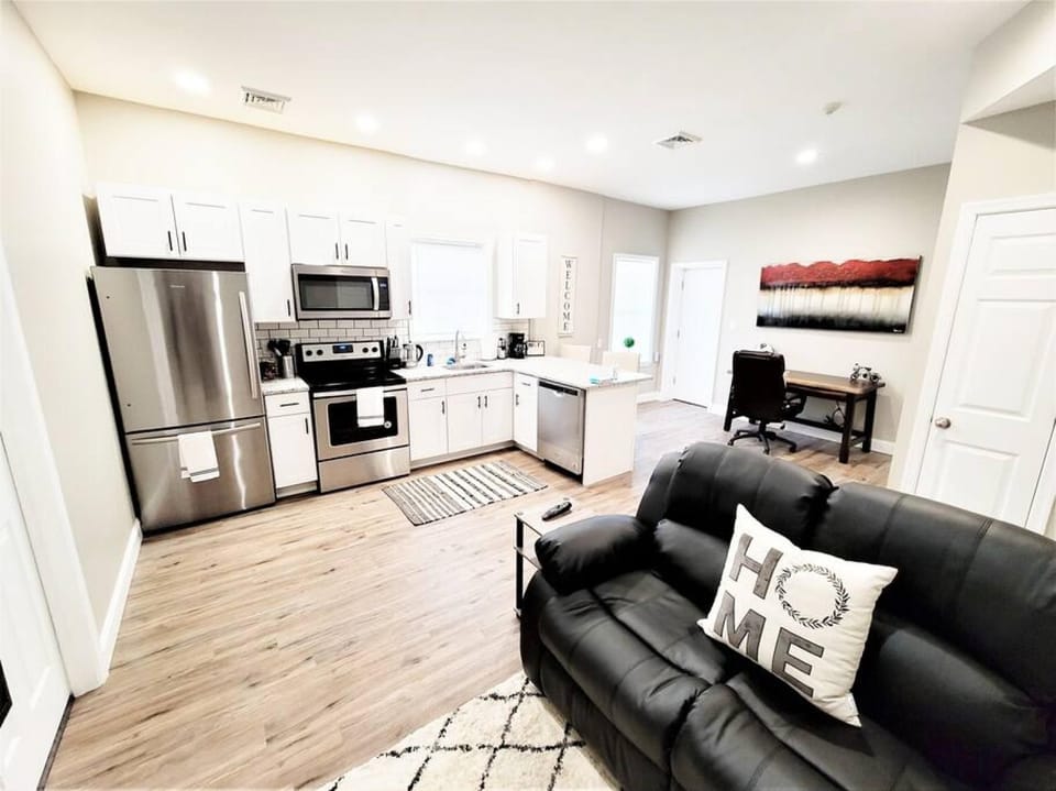 House | 1 bedroom