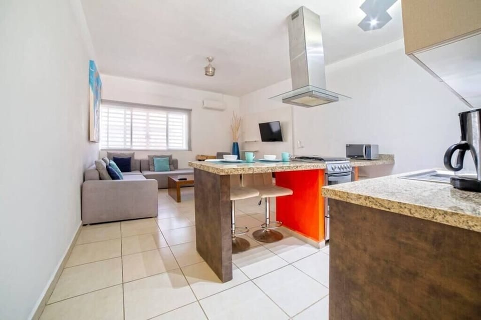 Cocina equipada para preparar todos tus alimentos y snacks / Equipped kitchen to cook all your meals and snacks