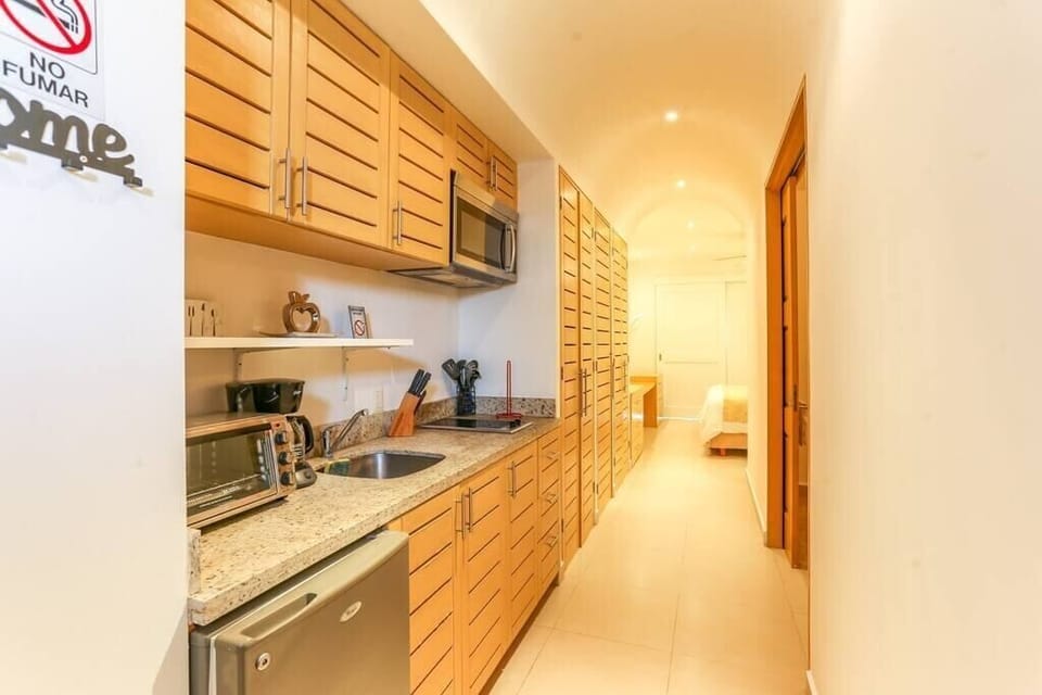 Amplio corredor / Spacious hall