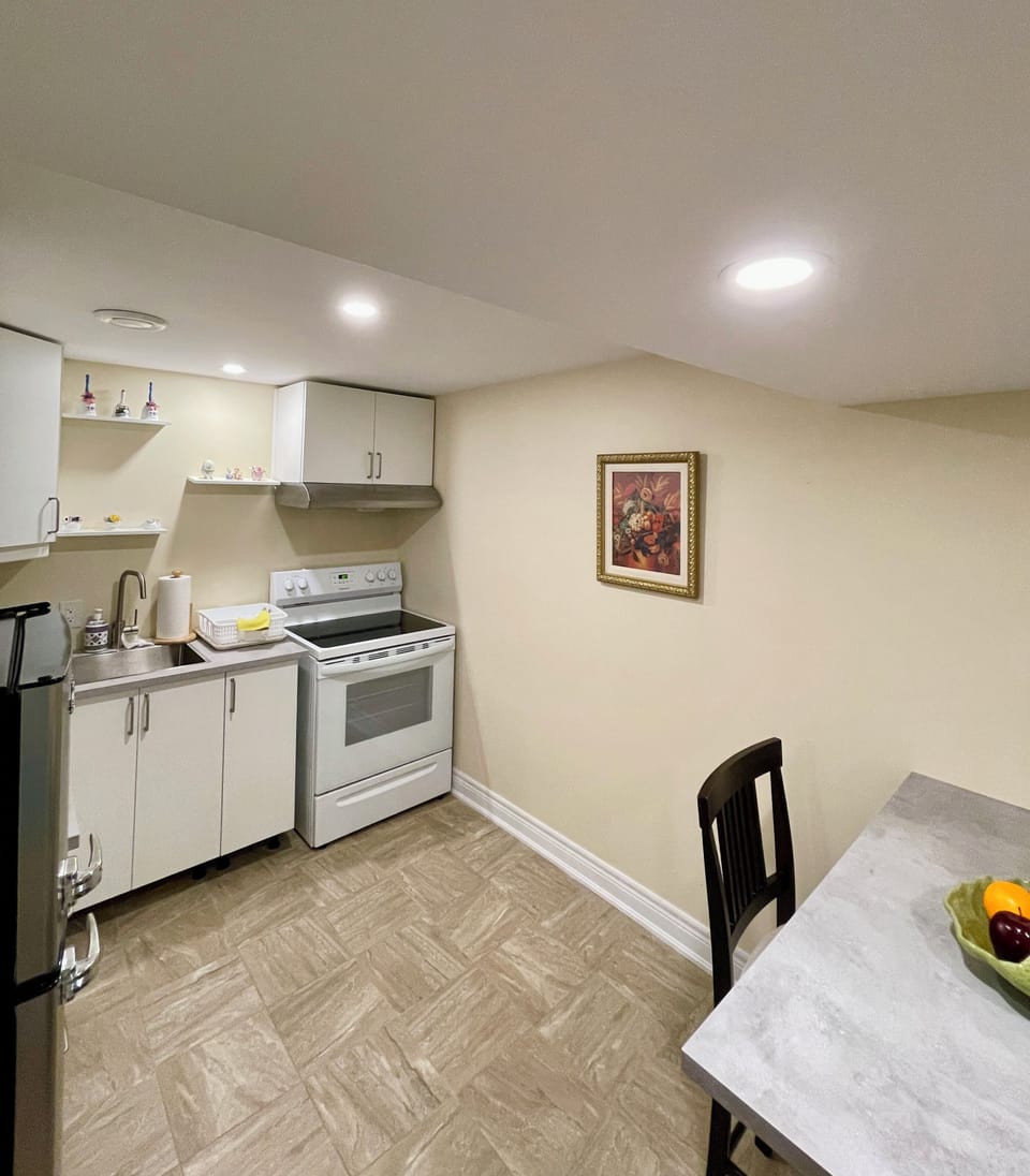 Kitchenette w/ microwave, tea, coffee, espresso machine, Keurig machine, fridge