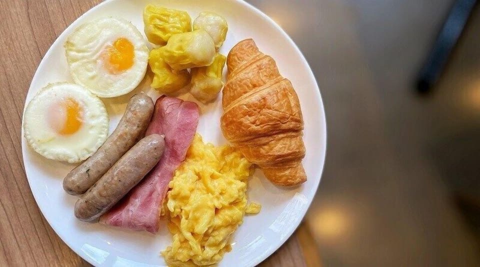 Breakfast meal