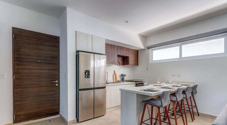 A spacious, well-appointed kitchen makes meal prep a breeze.