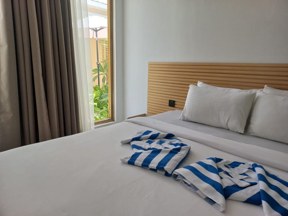 In-room safe, desk, laptop workspace, blackout drapes