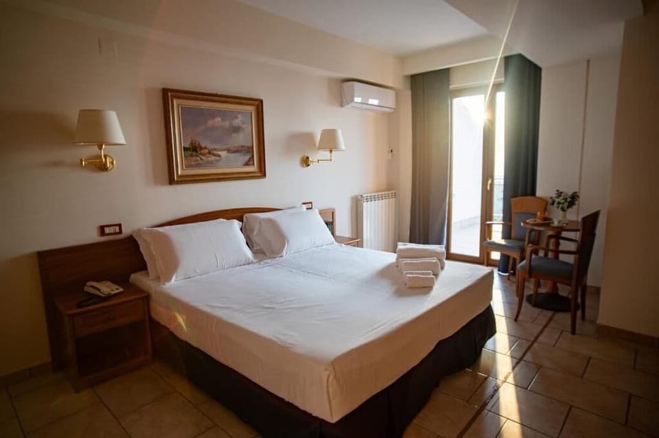 Superior Double or Twin Room, Balcony, Lake View | In-room safe, desk, laptop workspace, blackout drapes