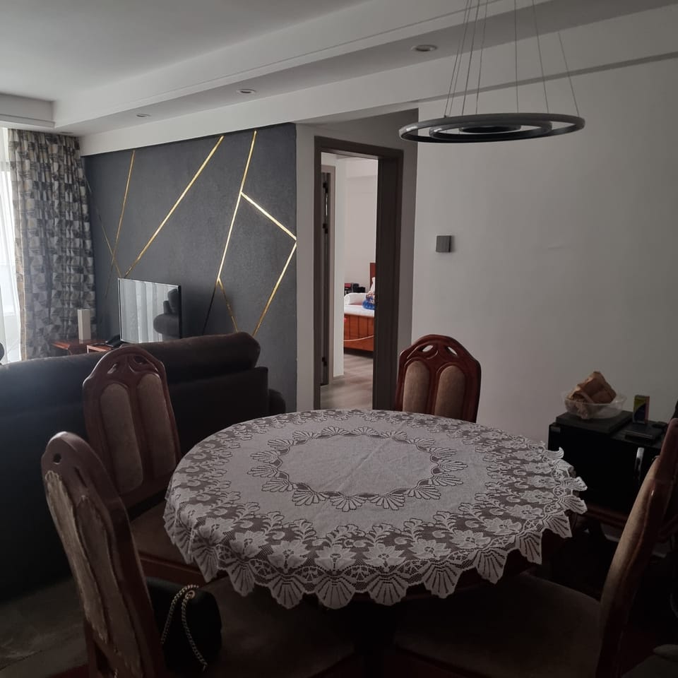 Apartment | Dining